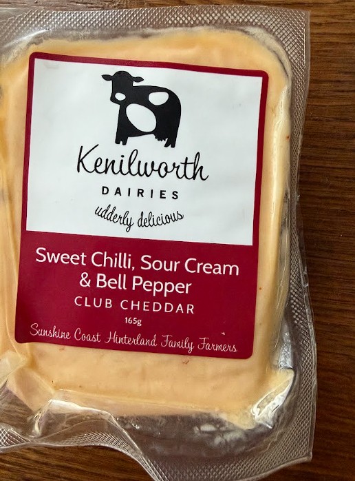 Kenilworth Dairies Sweet Chilli, Sour Cream and Bell Pepper Club Cheddar Cheese 165g